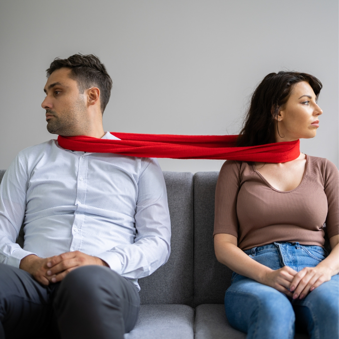 Love bombing diğer adıyla sevgi bombardımanı